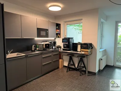 4-Zimmer-Gewerbeimmobilie kaufen in Wien – 174 m², € 696.000 – Bild 2 von 12