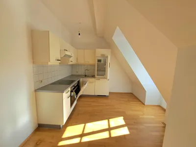 2-Zimmer-Wohnung mieten in Graz – 76,37 m², € 682 – Bild 2 von 4