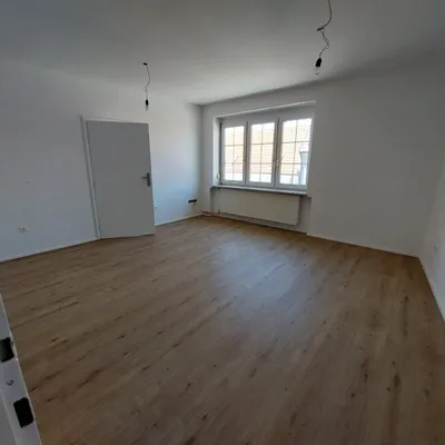 3-Zimmer-Wohnung mieten in Mistelbach – 95 m², € 950 – Bild 2 von 11