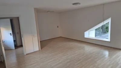 1-Zimmer-Wohnung mieten in Neunkirchen – 48 m², € 490 – Bild 4 von 11