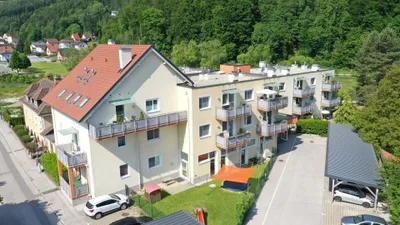 2-Zimmer-Wohnung mieten in Neunkirchen – 50,46 m², € 716 – Bild 1 von 9