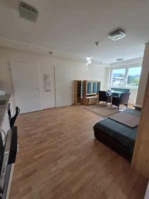 2-Zimmer-Wohnung mieten in Neunkirchen – 50,46 m², € 716 – Bild 3 von 9
