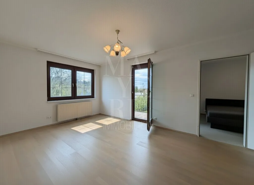 Sanierte 2-Zimmer-Wohnung mit Balkon, Weitblick | Ruhelage - Nähe Neustift am Walde - Widok 2