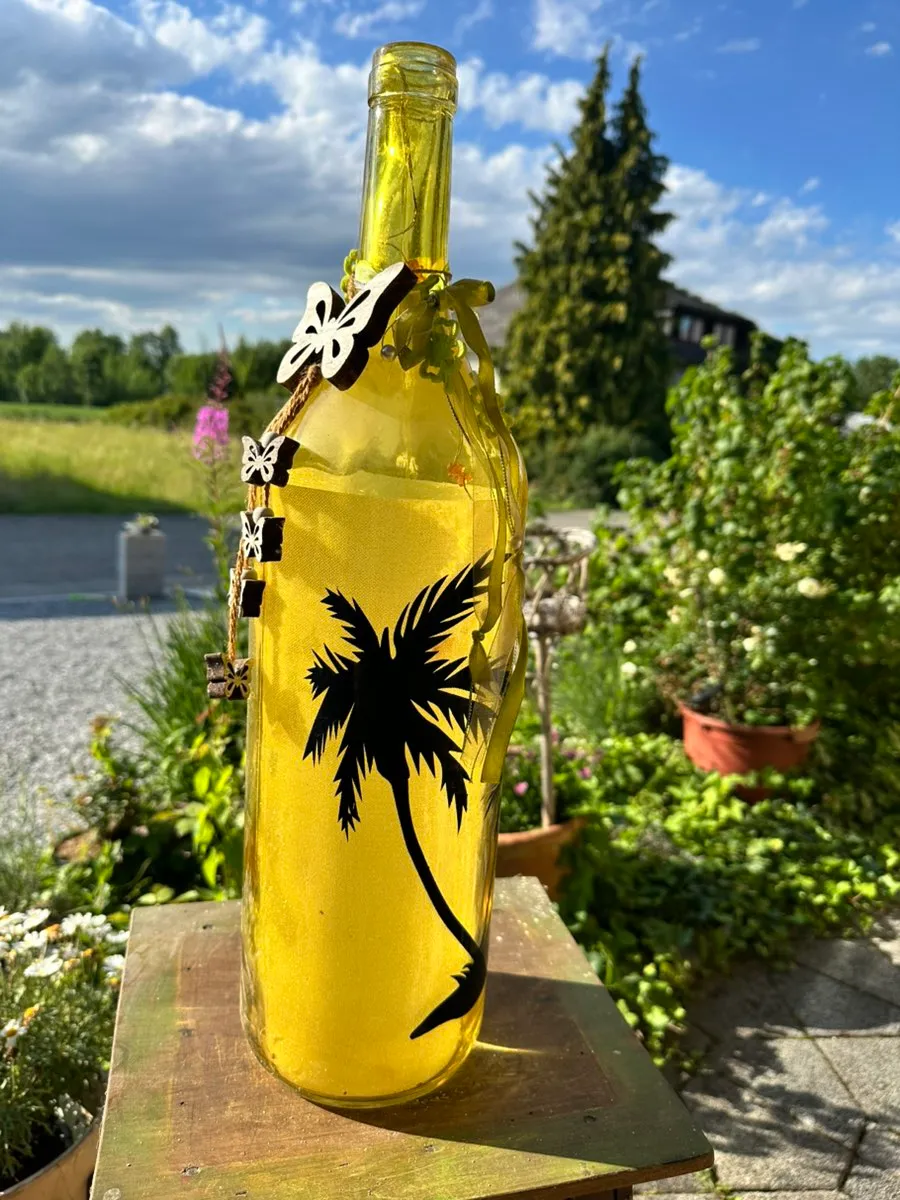 Flasche mit Beleuchtung innen, € 8,- (4912 Neuhofen im Innkreis)