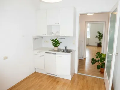 2-Zimmer-Gewerbeimmobilie mieten in Linz – 48 m², € 500 – Bild 3 von 5