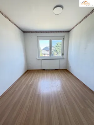 4-Zimmer-Wohnung mieten in Neunkirchen – 82 m², € 650 – Bild 5 von 11