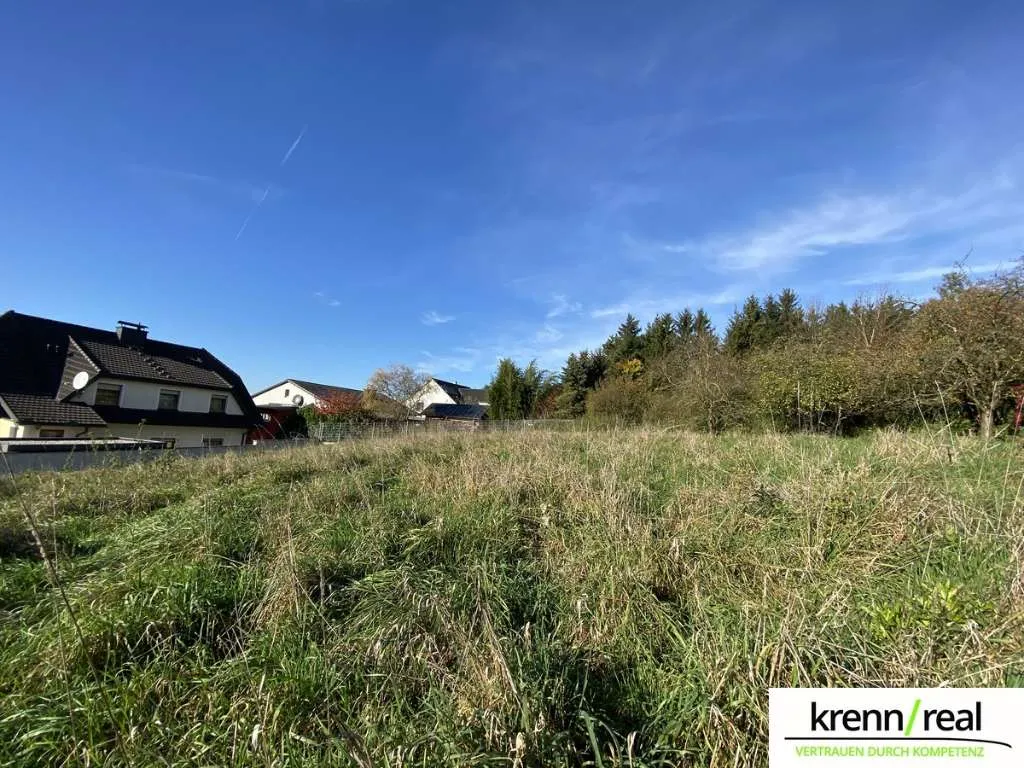 Großzügiges Baugrundstück in sonniger Lage - Ansicht 3