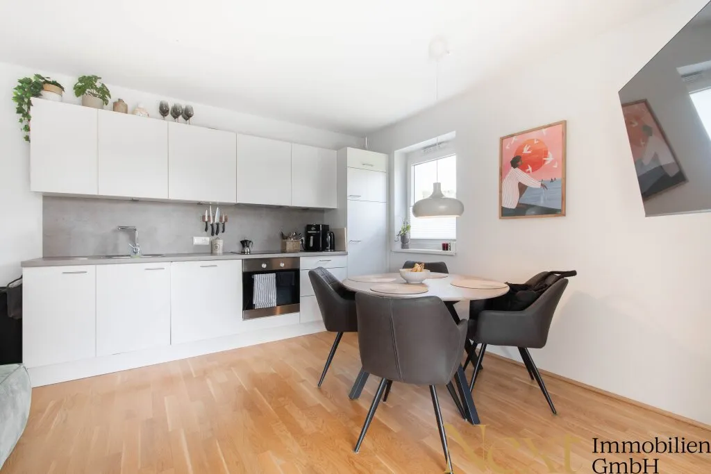 MIETE MIT KAUFOPTION - Wohnen mit Stil - attraktive, 2020 erbaute 2-Zimmer-Wohnung mit Parkplatz in Kirchheim! - Widok 2