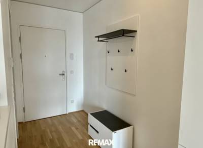 Modernes Wohnen im Marina Tower - 2-Zimmer-WG mit Loggia und direkter U2-Anbindung – Bild 3
