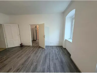 Wohnung mieten in Bruck an der Leitha – 57 m², € 520 – Bild 2 von 6
