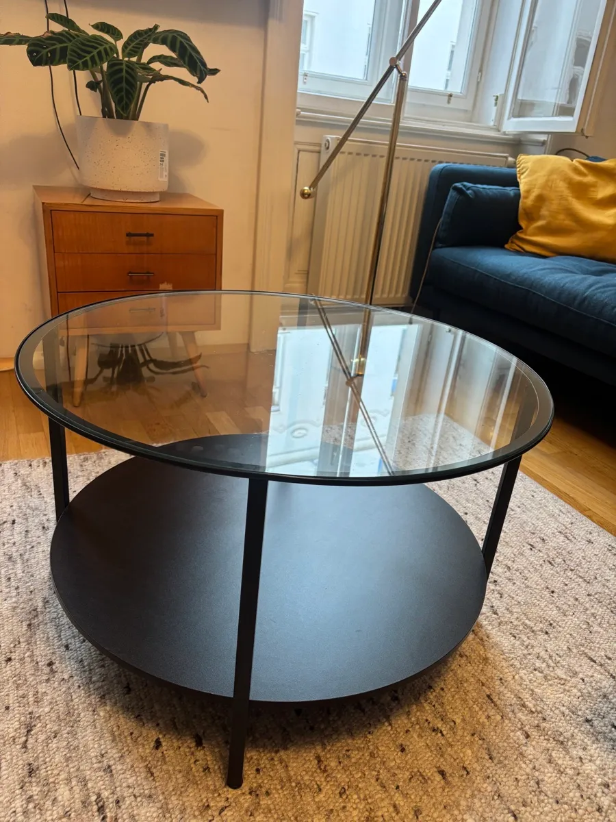 VITTSJÖ runder Glastisch IKEA, € 20,- (1070 Wien)