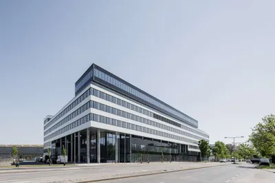 Gewerbeimmobilie mieten in Wien – 34 500 m²