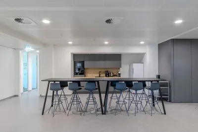 Gewerbeimmobilie mieten in Wien – 34 500 m² – Bild 7 von 21