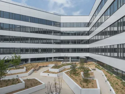 Gewerbeimmobilie mieten in Wien – 34 500 m² – Bild 2 von 21