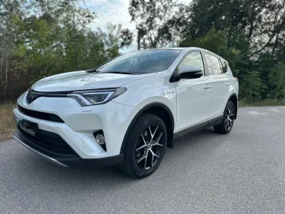 Toyota RAV4 2,5 Hybrid Lounge 4WD Aut.