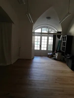 2-Zimmer-Gewerbeimmobilie mieten in Wiener Neustadt – 84 m², € 1.200 – Bild 3 von 9