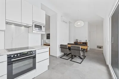 Klimatisierte, barrierefreie DG-Wohnung mit Terrasse! – Bild 2
