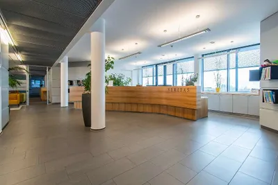 Gewerbeimmobilie mieten in Linz – 2 350 m², € 19 – Bild 2 von 8
