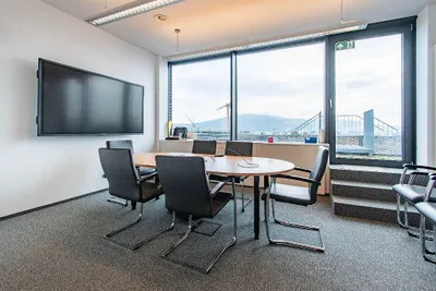 Gewerbeimmobilie mieten in Linz – 2 350 m², € 19 – Bild 5 von 8