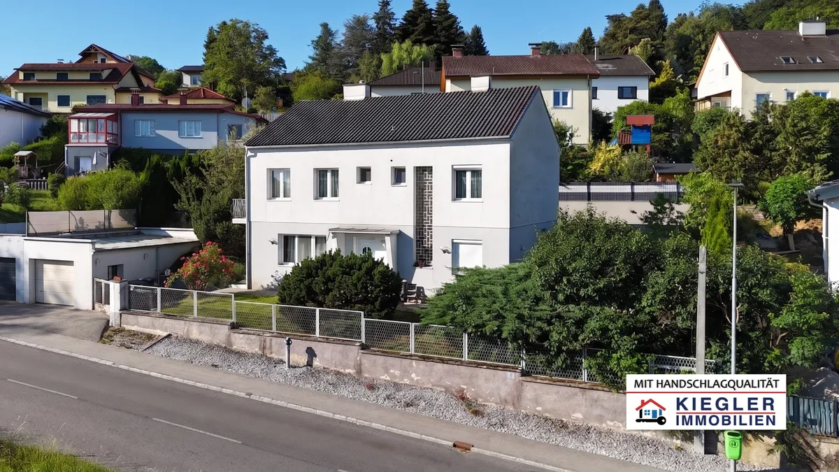 +++ WOHNTRAUM IM GRÜNEN +++ RENOVIERTES EINFAMILIENHAUS MIT WEITBLICK, IDYLLISCHEM GARTEN UND GROßZÜGIGEM PLATZANGEBOT IN EICHGRABEN! - Widok 2