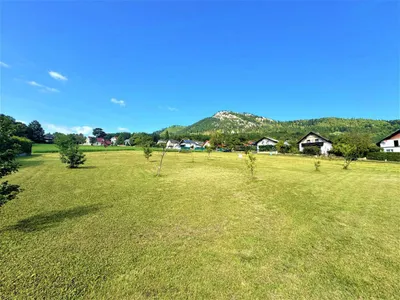 Grundstück kaufen in Neunkirchen – 2 386 m², € 438.900 – Bild 2 von 5