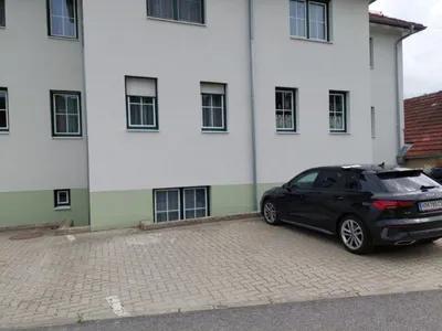 3-Zimmer-Wohnung mieten in Horn – 83,52 m², € 727 – Bild 2 von 4