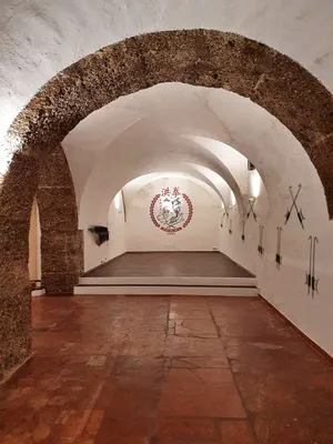 Immobilie mieten in Salzburg Stadt – 200 m², € 5 – Bild 2 von 9