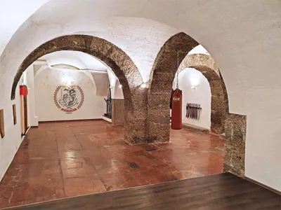 Immobilie mieten in Salzburg Stadt – 200 m², € 5 – Bild 1 von 9