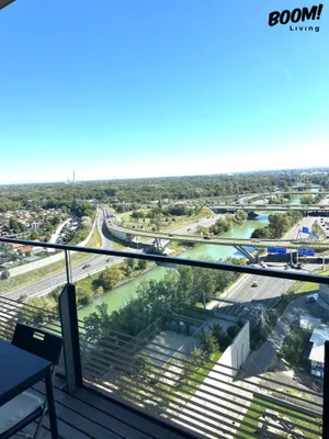 Modernes Wohnen im Triiiple Tower - Exklusive 2-Zimmer-Wohnung mit Balkon & Rooftop-Pool