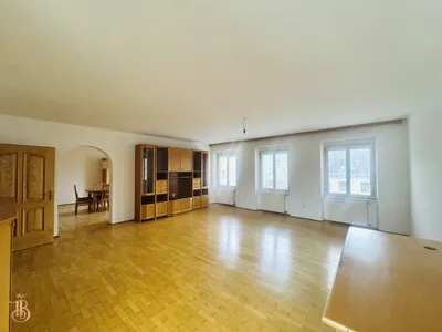 7-Zimmer-Wohnung kaufen in Weiz – 262,44 m², € 279.000 – Bild 6 von 15