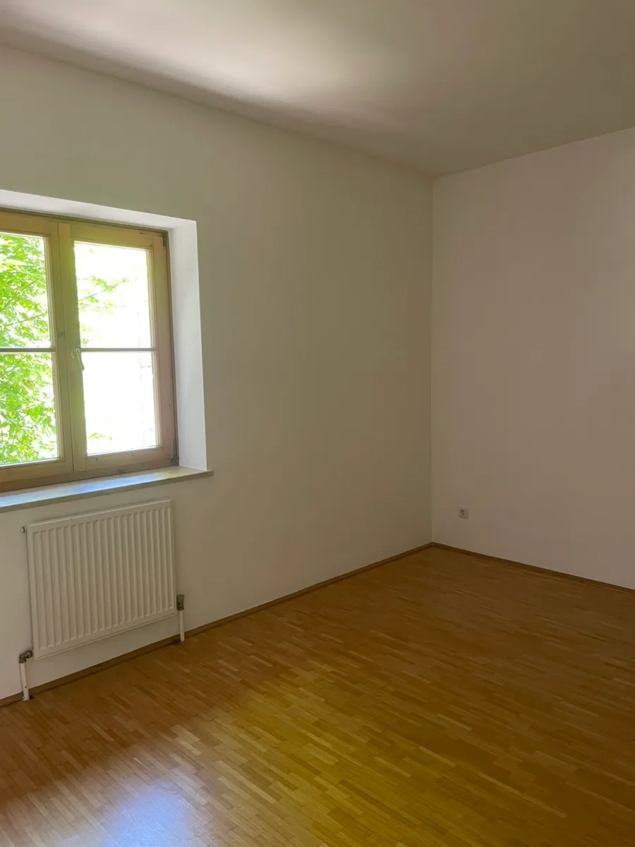 Wohlfühlwohnung in Toplage Riedenburg mit großem Südostbalkon und Mönchsbergblick - Ansicht 2