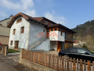 8-Zimmer-Gewerbeimmobilie kaufen in Baden – 249 m², € 635.000 – Bild 2 von 81