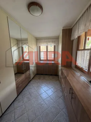 8-Zimmer-Gewerbeimmobilie kaufen in Baden – 249 m², € 635.000 – Bild 52 von 81