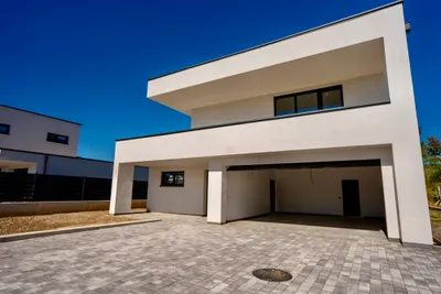 5-Zimmer-Haus kaufen in Klagenfurt Land – 184,68 m², € 749.500 – Bild 9 von 10