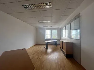 Gewerbeimmobilie mieten in Wien – 161 m², € 10 – Bild 2 von 19