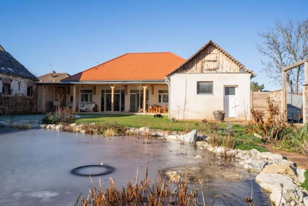 Exklusiver Reiterhof & Historisches Herrenhaus - Ansicht 3