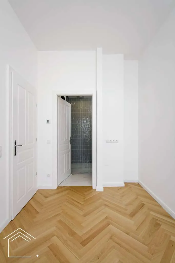 Stilvolle Altbauwohnung in bester Lage - Ansicht 3