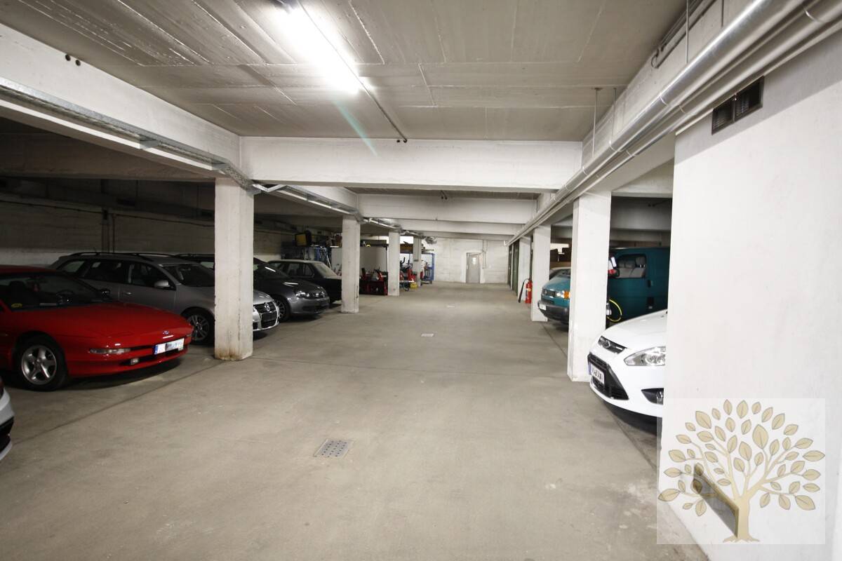 Tiefgaragenplätze in Zentrumsnähe zu Vermieten! - Widok 2