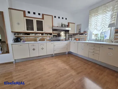 10-Zimmer-Immobilie kaufen in Mödling – 311 m², € 1.349.000 – Bild 16 von 51