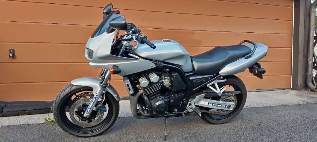 Yamaha FZS 600, 57a 05/26 Tourer