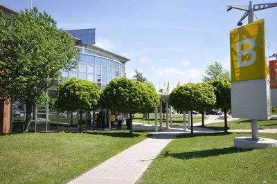 Gewerbeimmobilie mieten in Bruck an der Leitha – 697 m², € 9.270 – Bild 2 von 8