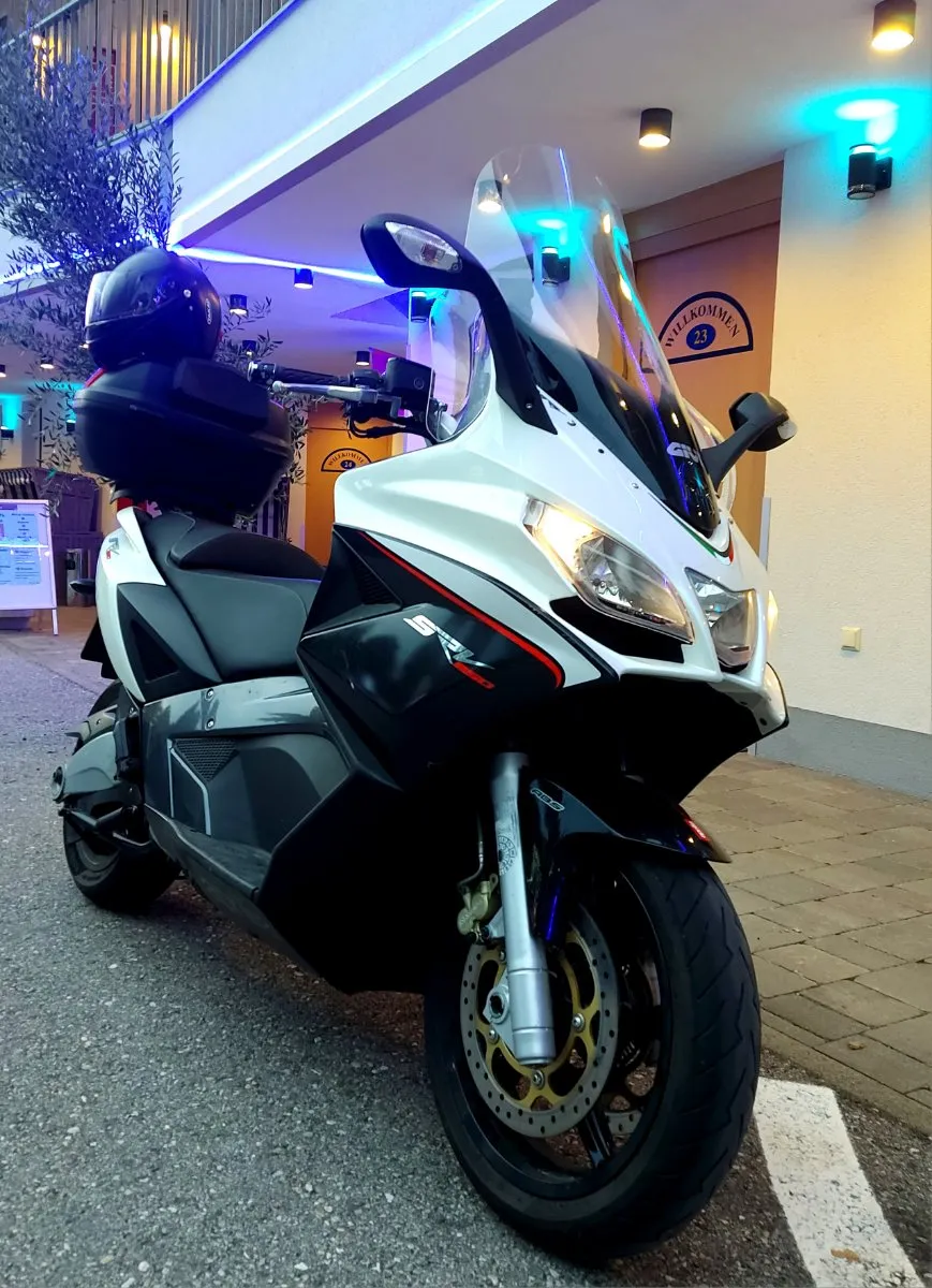 Aprilia SRV
