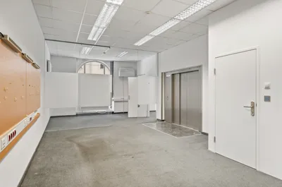 Gewerbeimmobilie mieten in Wien – 980 m², € 12 – Bild 9 von 12
