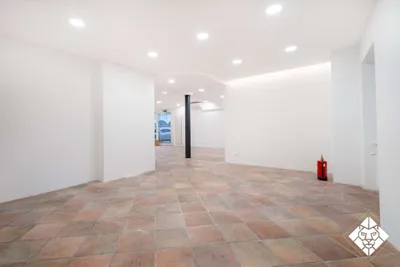 2-Zimmer-Gewerbeimmobilie mieten in Kufstein – 113 m², € 1.945 – Bild 7 von 12