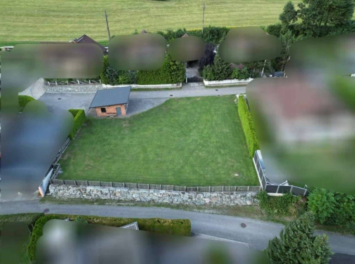 Grundstück mit Garage! Keine Bebauungspflicht!, Zandlach