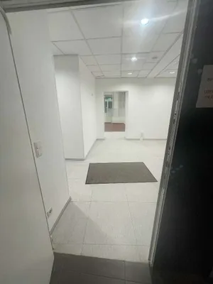 5-Zimmer-Gewerbeimmobilie mieten in Sankt Pölten – 220 m², € 8 – Bild 8 von 24