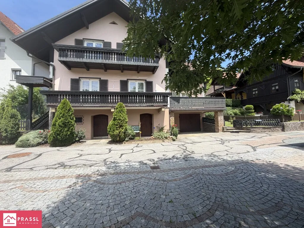 Viel Platz für die Familie mit 10 Zimmern und landwirtschaftlicher Fläche! Jetzt kaufen! - Widok 3