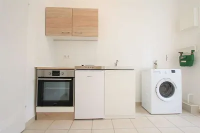 Hofseitig gelegene, möblierte 1-Zimmer-Wohnung in Toplage! Kurzzeitvermietung! – Bild 3
