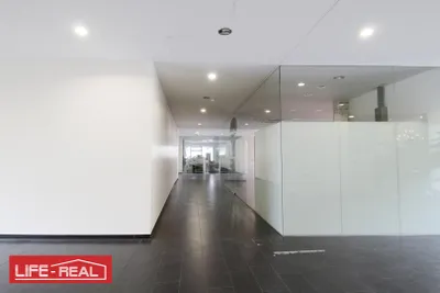 Gewerbeimmobilie kaufen in Linz Land – 95 m², € 285.600 – Bild 1 von 4