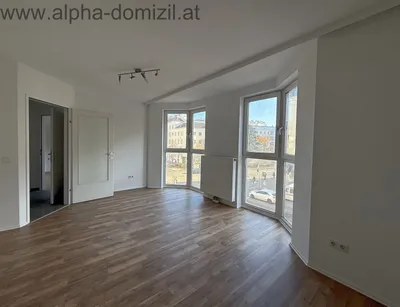 Zentrale, helle Singlewohnung BJ 2002 – Bild 3
